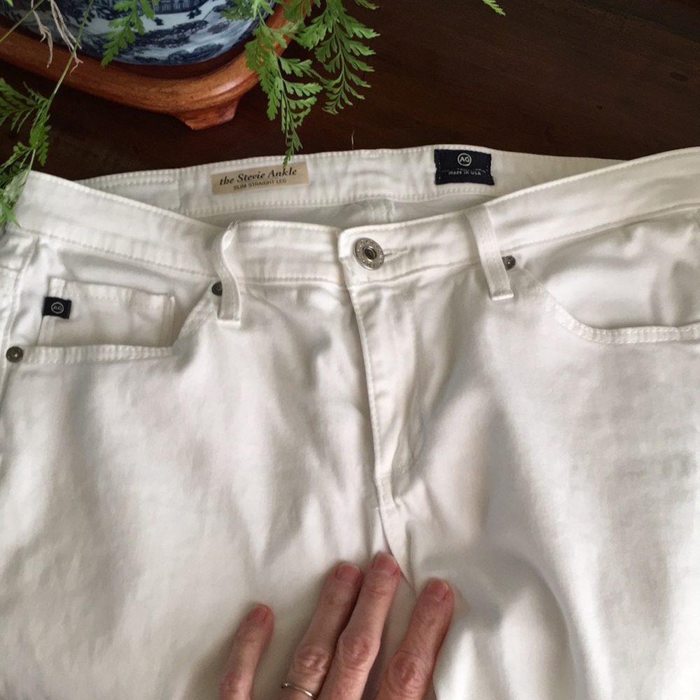 Women jeans